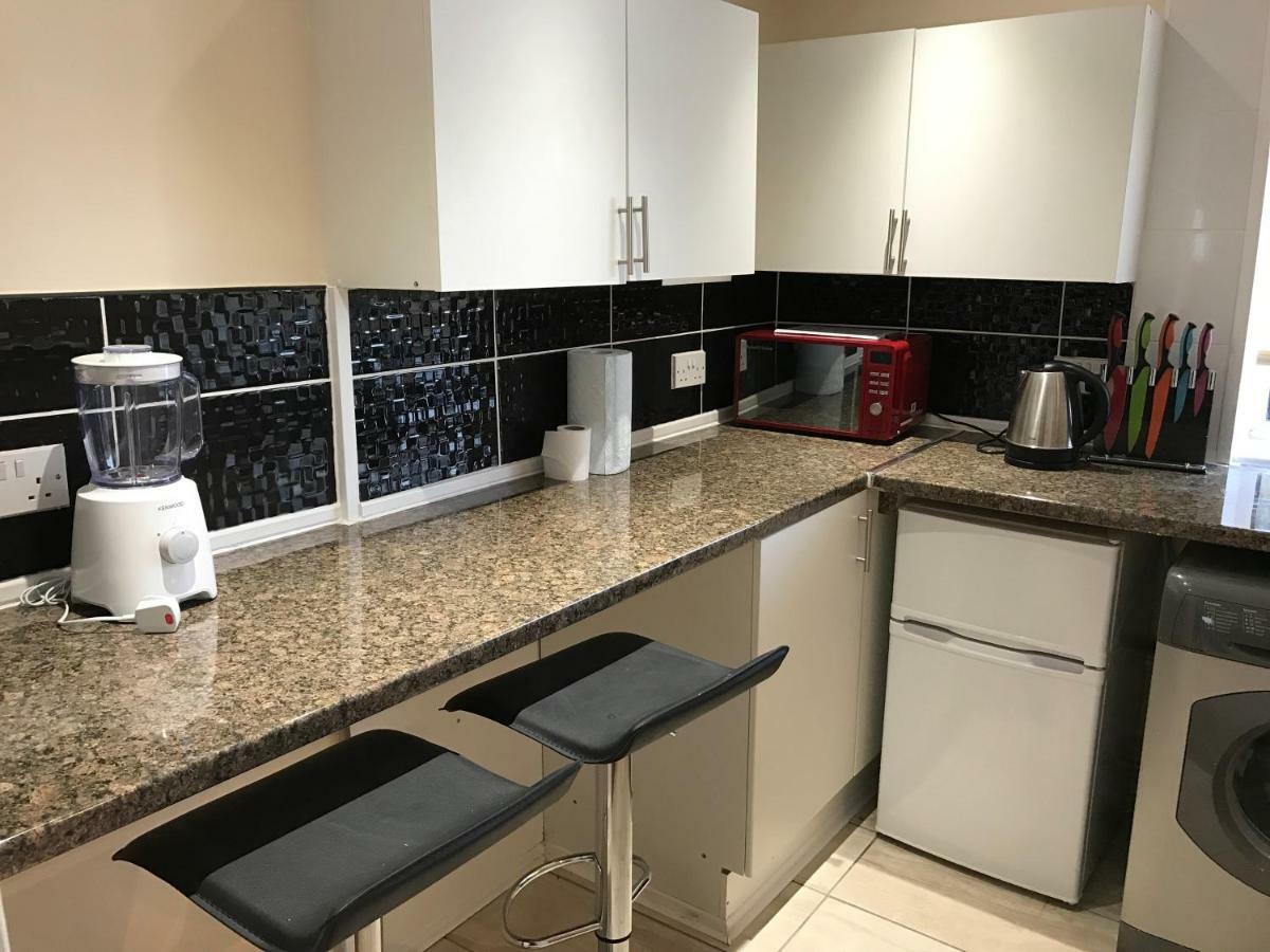 Rosewood Lodgings Special Offer For Student On Long Stay Manchester Exterior foto